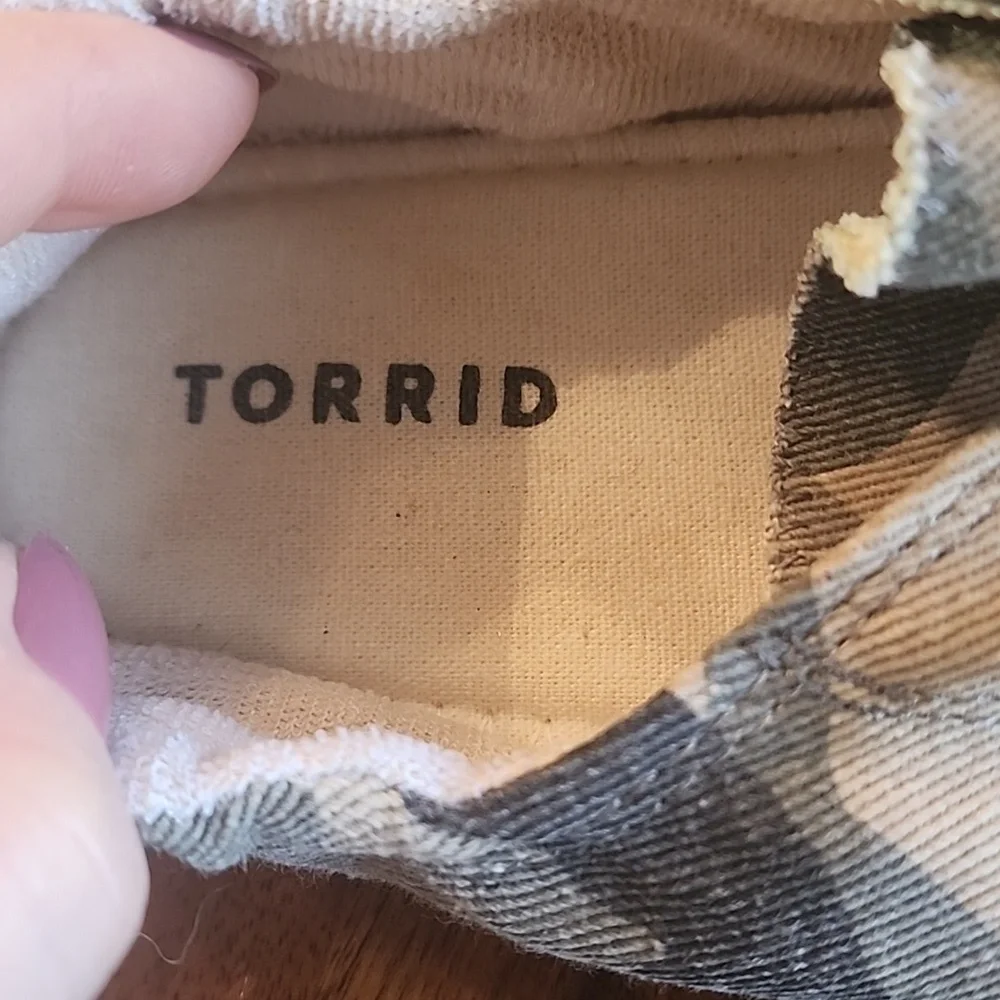 Torrid Camoflauge Slip On Tennis Shoes 10WW